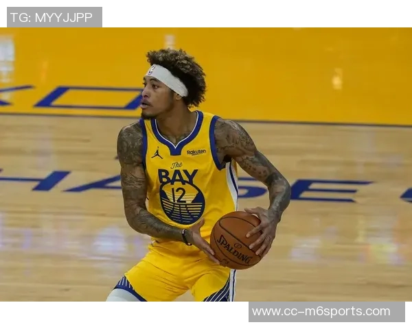 林庭谦半场表现平平10投仅3中拿下7分2篮板2助攻正负值惨淡27